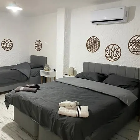 Hotel The Escape *